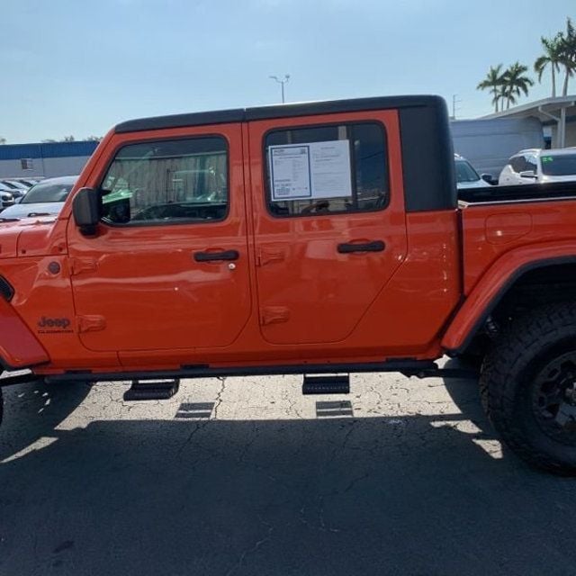 2020 Jeep Gladiator Rubicon photo 7