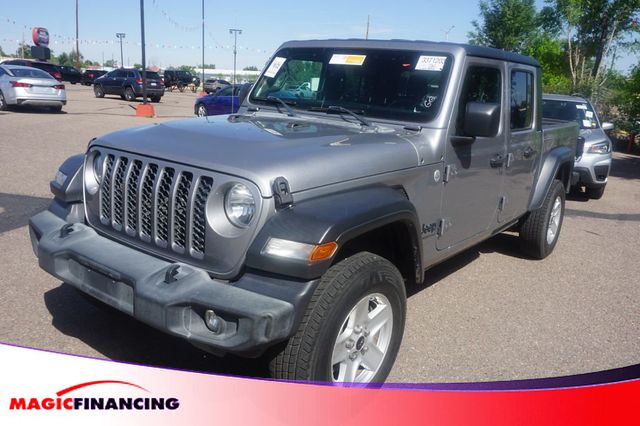 2020 Jeep Gladiator Sport S's photo