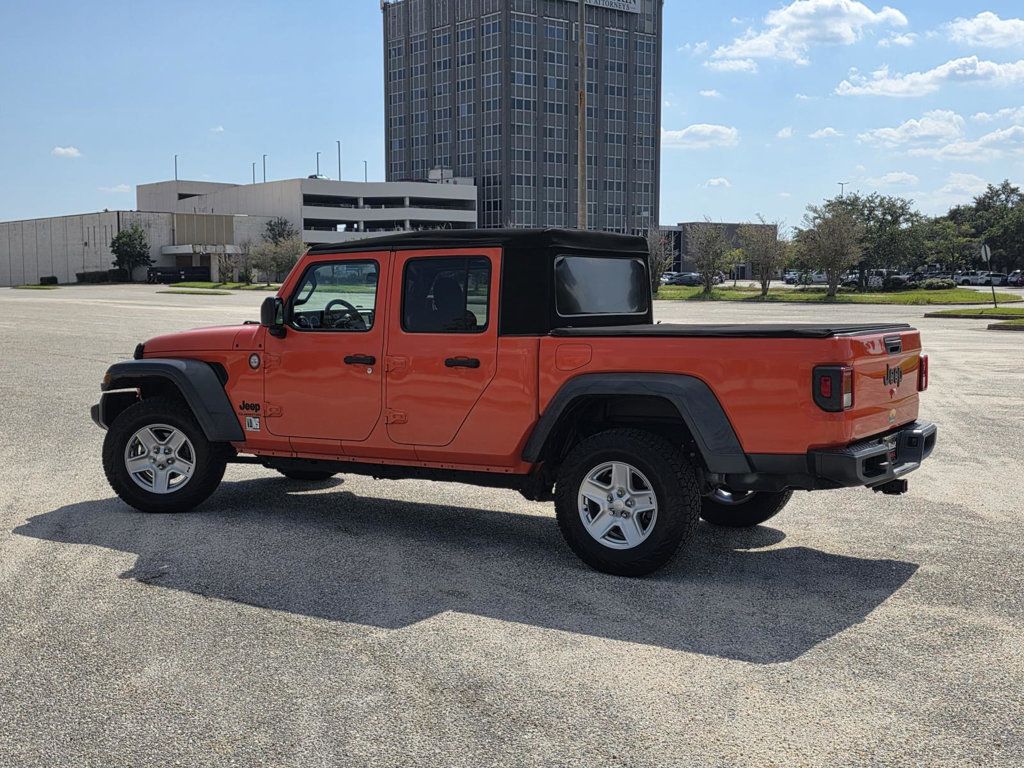 2020 Jeep Gladiator Sport S photo 4