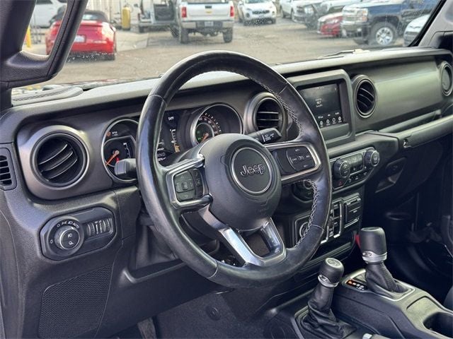 2020 Jeep Gladiator Sport - 22675331 - 20