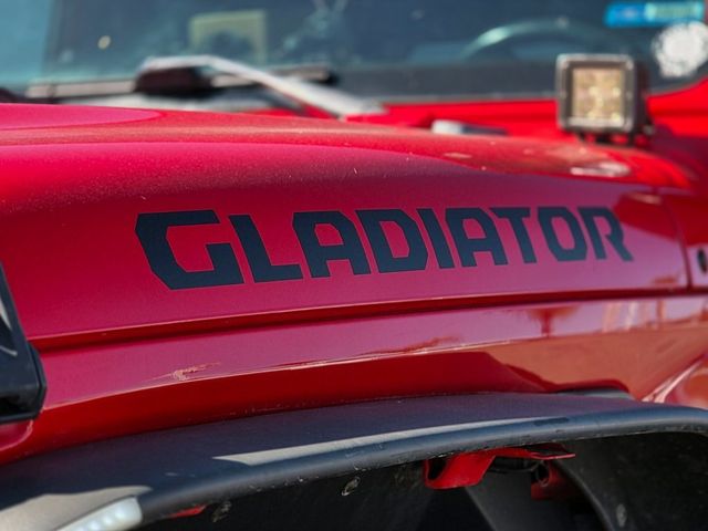 2020 Jeep Gladiator Sport - 22976863 - 17