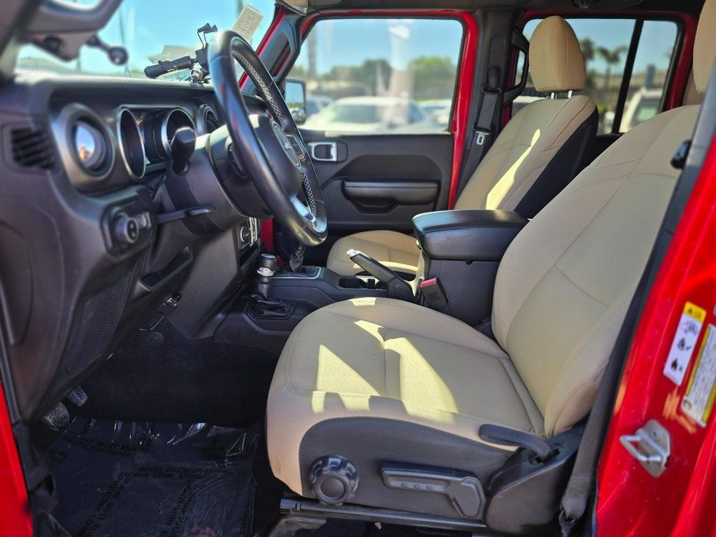 2020 Jeep Gladiator Sport - 22976863 - 20