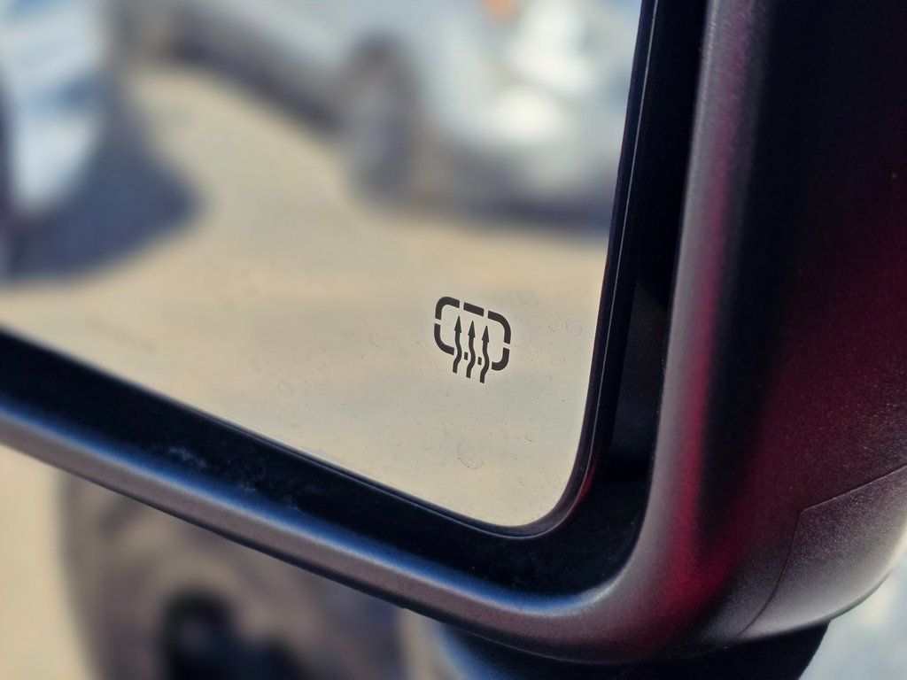 2020 Jeep Gladiator Sport - 22976863 - 29