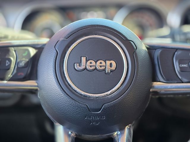 2020 Jeep Gladiator Sport - 22976863 - 32