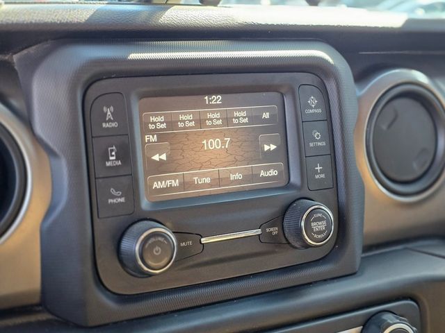 2020 Jeep Gladiator Sport - 22976863 - 35