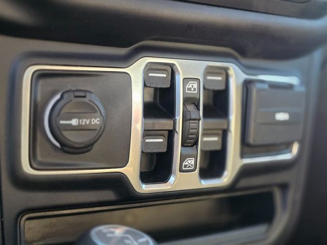 2020 Jeep Gladiator Sport - 22976863 - 38