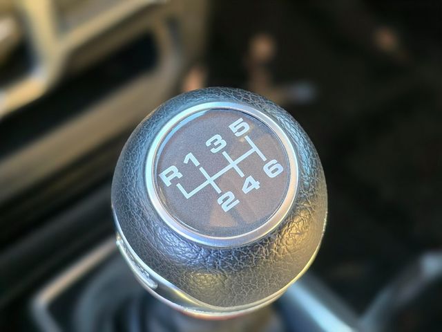 2020 Jeep Gladiator Sport - 22976863 - 40