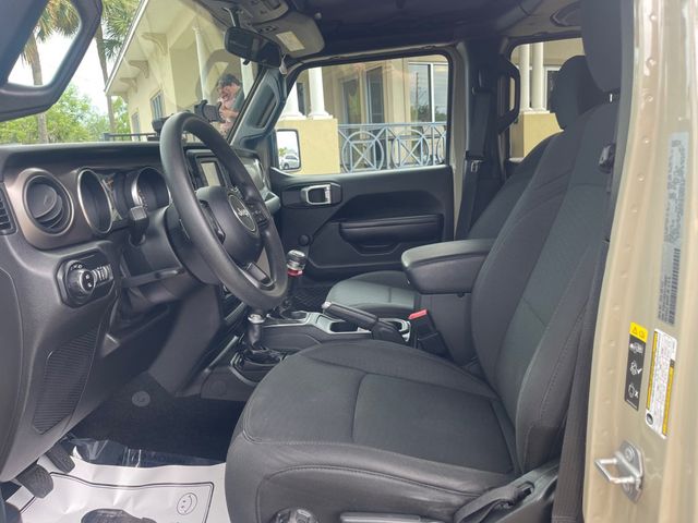 2020 Jeep Gladiator SPORT - 22868829 - 10