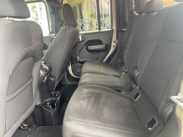 2020 Jeep Gladiator SPORT - 22868829 - 11