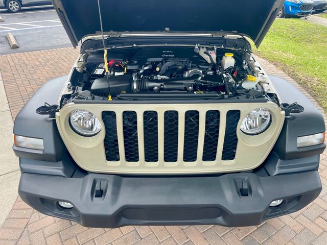 2020 Jeep Gladiator SPORT - 22868829 - 16