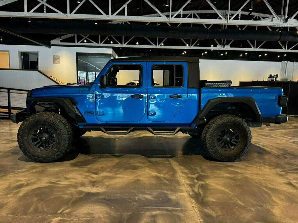 2020 Jeep Gladiator Sport/6SpeedManual/37"Tires/FoxLift/TowPkg/PushBottonStart - 23020231 - 1