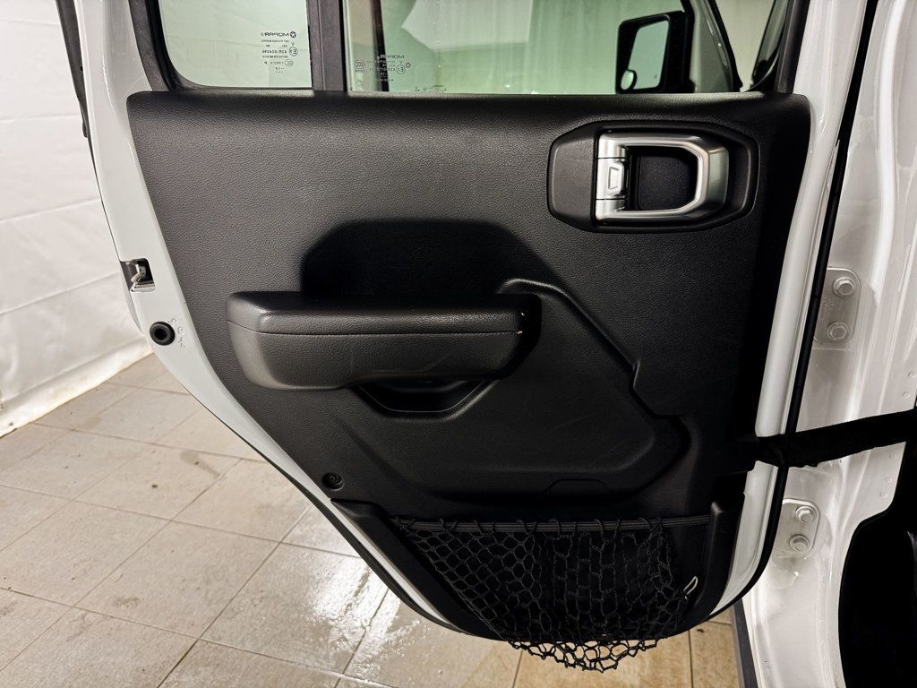 2020 Jeep Gladiator SPORT CREW CAB 4WD REMOVABLE SOFT TOP - 23010397 - 13