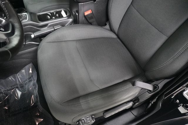 2020 Jeep Gladiator Sport S 4x4 - 22938765 - 11