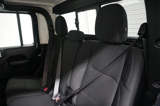 2020 Jeep Gladiator Sport S 4x4 - 22938765 - 12