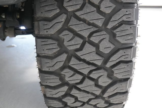 2020 Jeep Gladiator Sport S 4x4 - 22938765 - 26