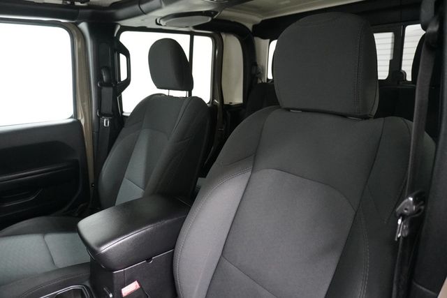 2020 Jeep Gladiator Sport S 4x4 - 22962366 - 12