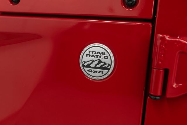 2020 Jeep Gladiator Sport S 4x4 - 23098340 - 38