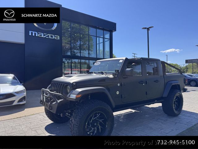 2020 Jeep Gladiator Sport S's photo