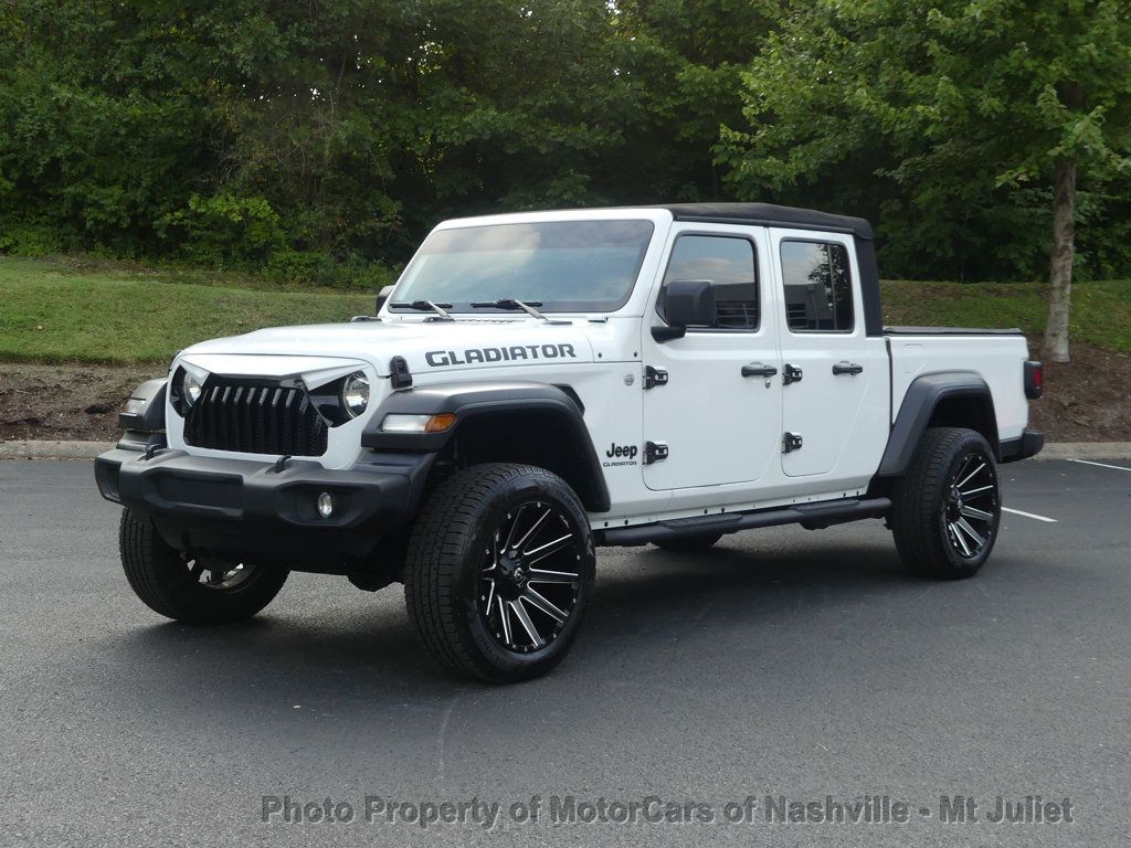 2020 Jeep Gladiator Sport S photo 2