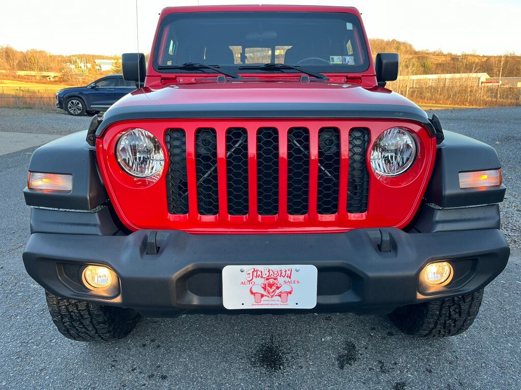 2020 Jeep Gladiator Sport Overland photo 3