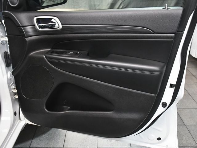 2020 Jeep Grand Cherokee Altitude - 22915362 - 12