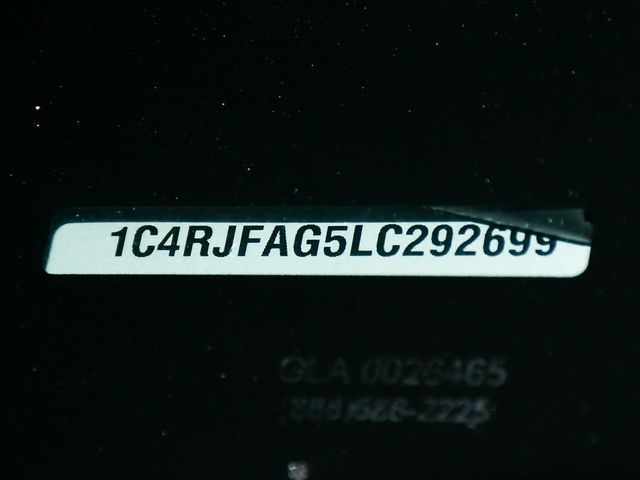 2020 Jeep Grand Cherokee Altitude - 22915362 - 14