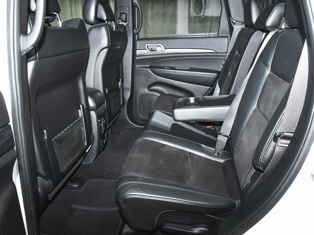 2020 Jeep Grand Cherokee Altitude - 22915362 - 39