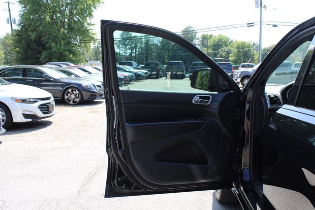 2020 Jeep Grand Cherokee Altitude 4x2 - 23083941 - 11
