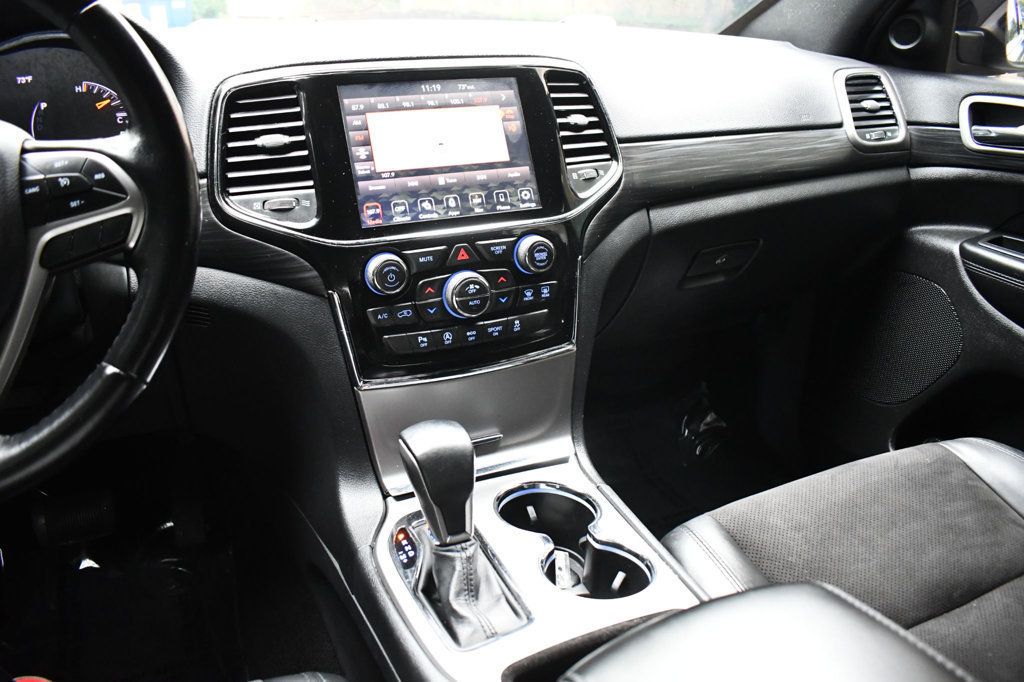 2020 Jeep Grand Cherokee Altitude photo 27