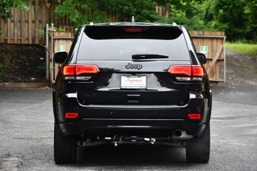 2020 Jeep Grand Cherokee Altitude photo 9