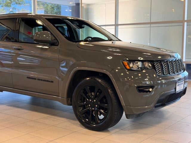 2020 Jeep Grand Cherokee Altitude 4WD's photo