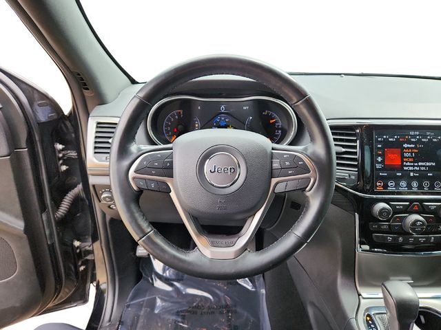 2020 Jeep Grand Cherokee Altitude 4x4 with Power Sunroof - 22946510 - 13