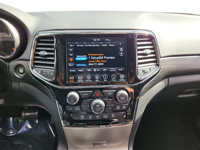 2020 Jeep Grand Cherokee Altitude 4x4 with Power Sunroof - 22946510 - 17