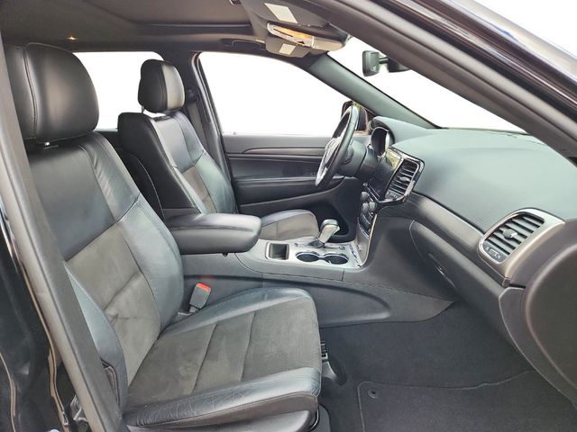 2020 Jeep Grand Cherokee Altitude 4x4 with Power Sunroof - 22946510 - 24