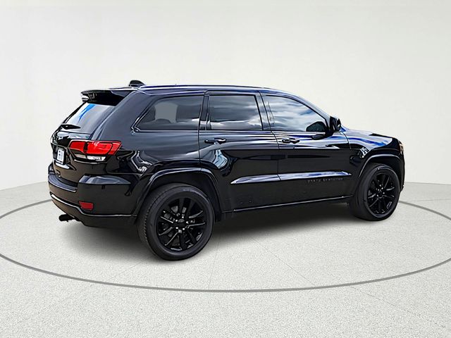 2020 Jeep Grand Cherokee Altitude 4x4 with Power Sunroof - 22946510 - 5