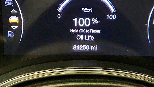 2020 Jeep Grand Cherokee Altitude 4x4 w/ Power Sunroof - 23003358 - 15