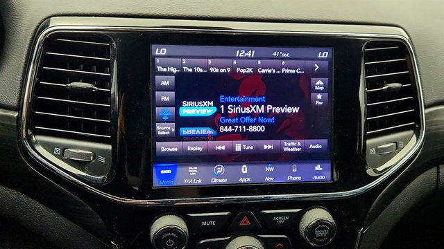 2020 Jeep Grand Cherokee Altitude 4x4 w/ Power Sunroof - 23003358 - 18