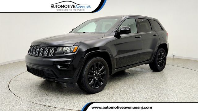 2020 Jeep Grand Cherokee Altitude 4x4 w/ ProTech I Pkg - 23036190 - 0