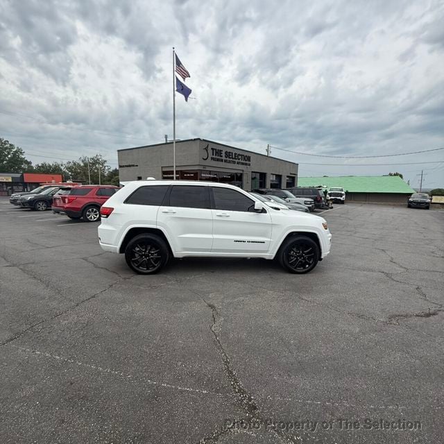 2020 Jeep Grand Cherokee ALTITUDE 4X4 W/QUICK ORDER PACKAGE 2 BZ ALTITUDE - 23062084 - 17