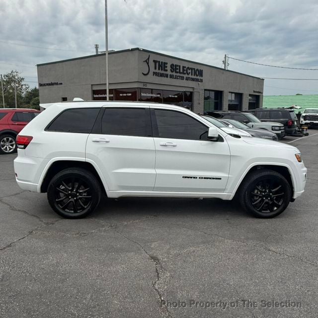2020 Jeep Grand Cherokee ALTITUDE 4X4 W/QUICK ORDER PACKAGE 2 BZ ALTITUDE - 23062084 - 18