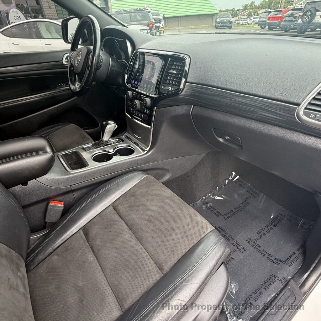 Jeep Grand Cherokee photo 38
