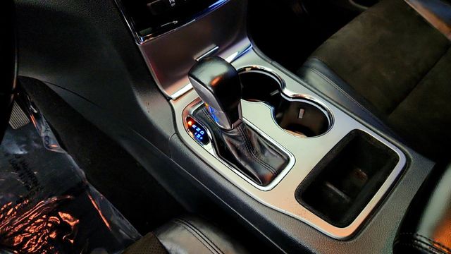 2020 Jeep Grand Cherokee Altitude 4x4 w/ Uconnect NAV & Premium Lighting Group - 23098933 - 14