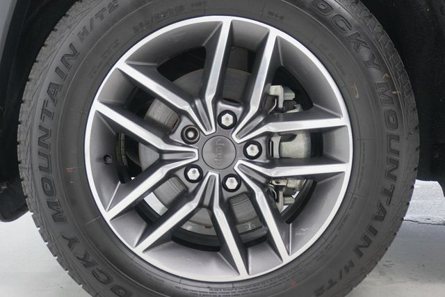 2020 Jeep Grand Cherokee Laredo E 4x2 - 23007456 - 29