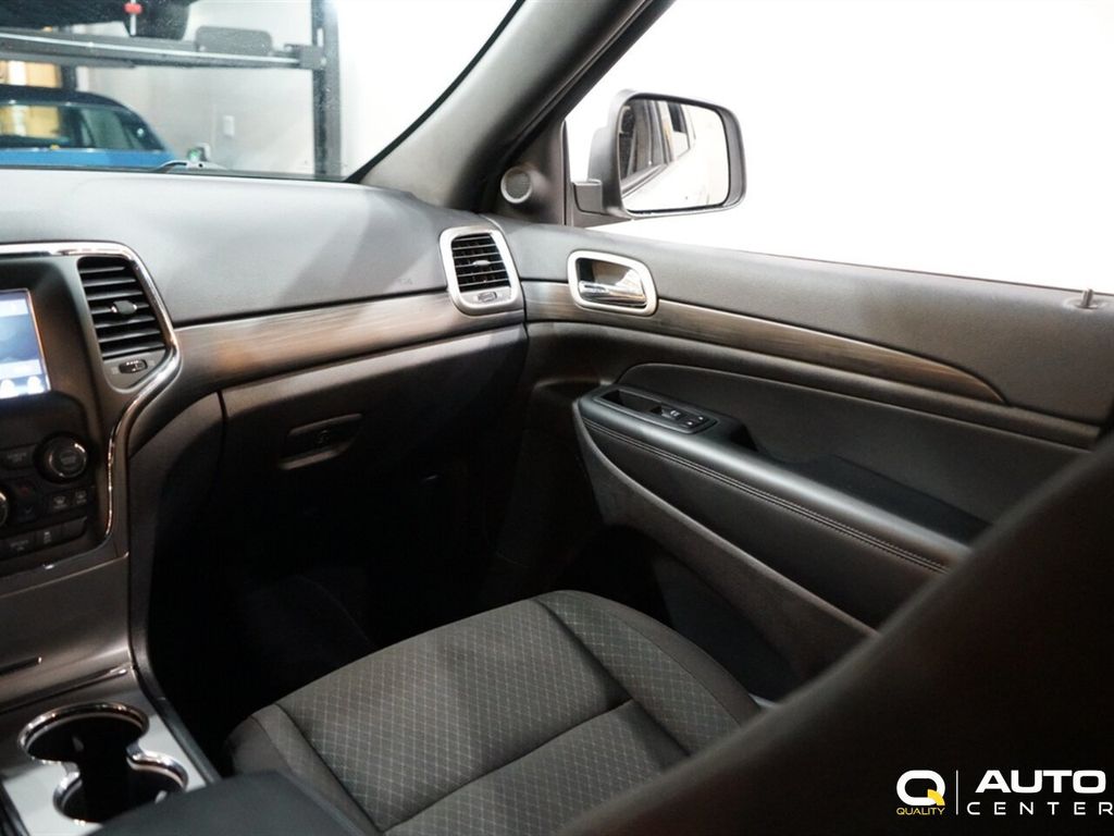 2020 Jeep Grand Cherokee Laredo E 4x4 - 22941394 - 17