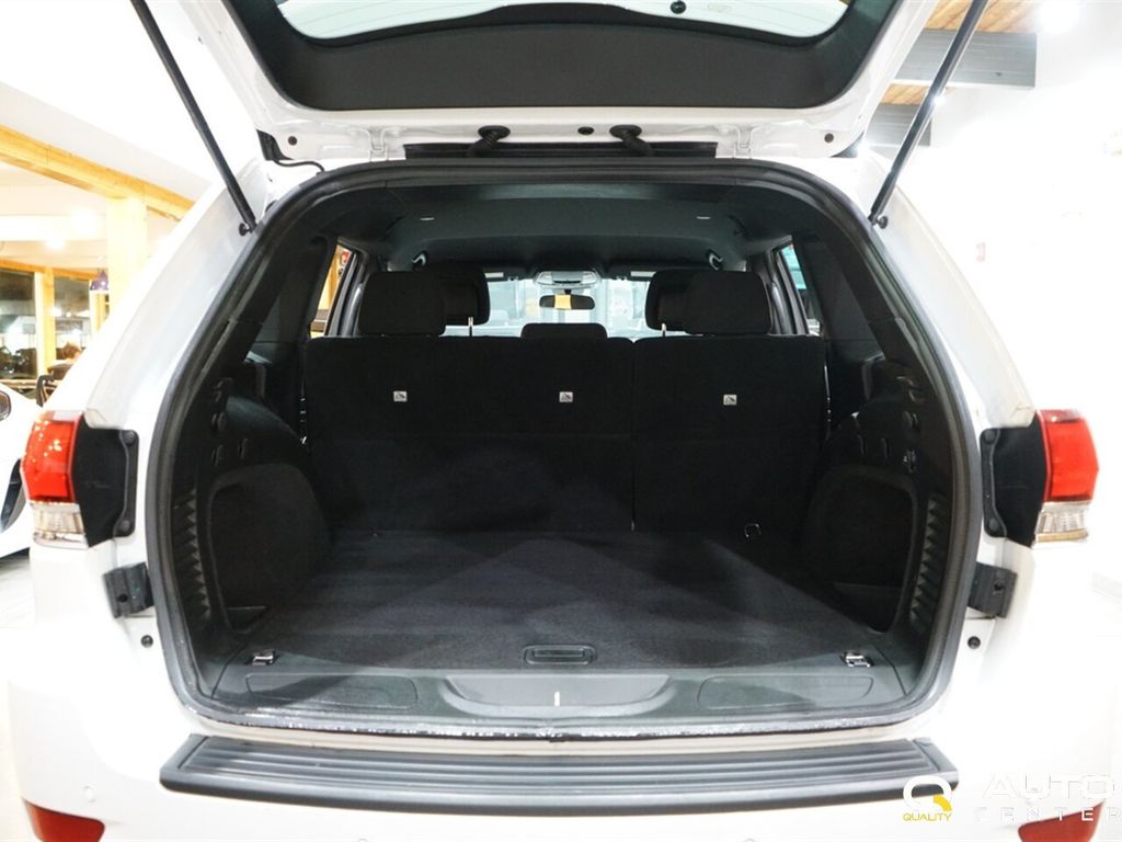 2020 Jeep Grand Cherokee Laredo E 4x4 - 22941394 - 23