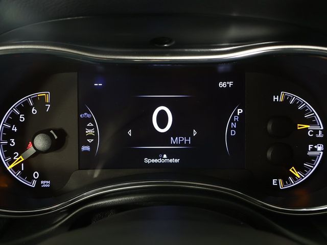 2020 Jeep Grand Cherokee Laredo E 4x4 - 22984538 - 38