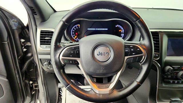 2020 Jeep Grand Cherokee Laredo E 4x4 with Power Sunroof - 22957119 - 13