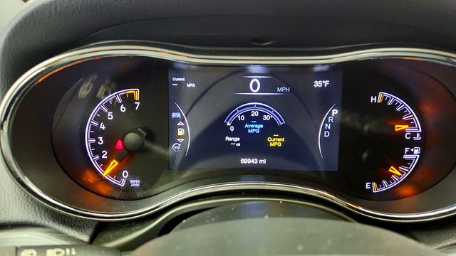 2020 Jeep Grand Cherokee Laredo E 4x4 with Power Sunroof - 22957119 - 14