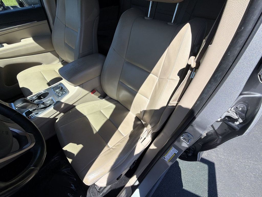 Jeep Grand Cherokee photo 14