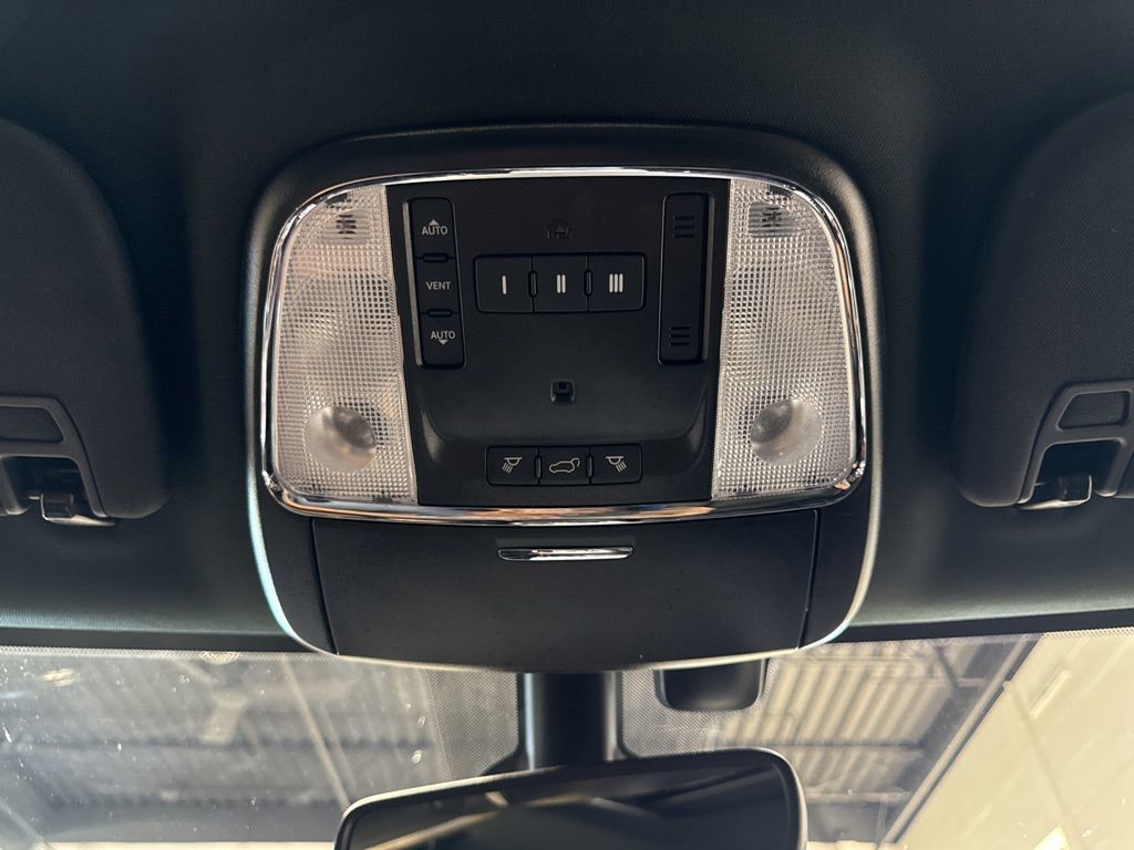 2020 Jeep Grand Cherokee Limited - 23034014 - 21